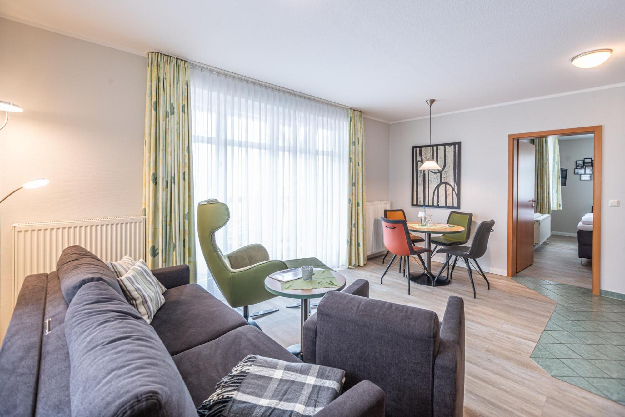 Am Weststrand Apartmenthaus Waldeck Ostseebad Kühlungsborn Exteriör bild