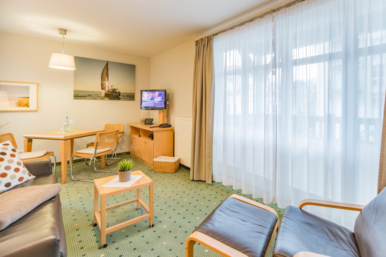 Am Weststrand Apartmenthaus Waldeck Ostseebad Kühlungsborn Exteriör bild