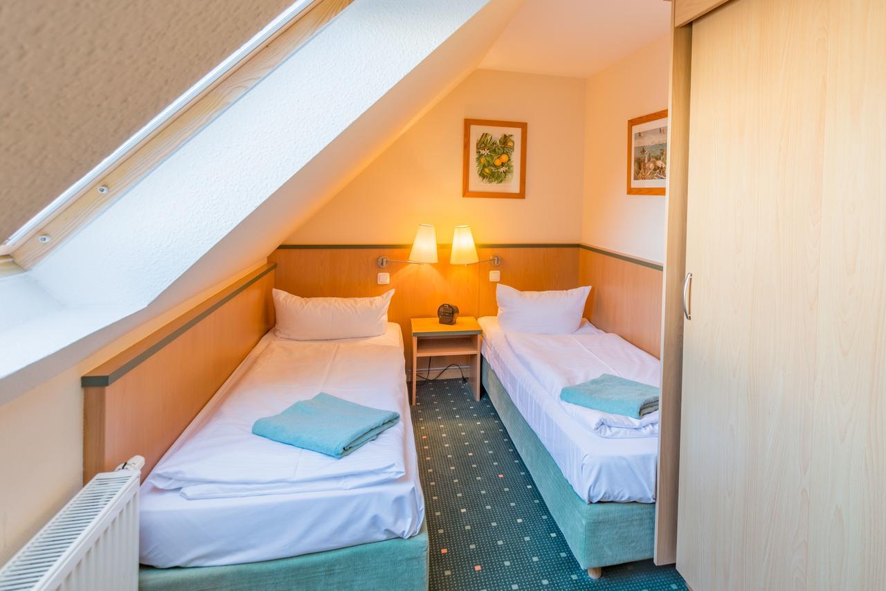 Am Weststrand Apartmenthaus Waldeck Ostseebad Kühlungsborn Exteriör bild