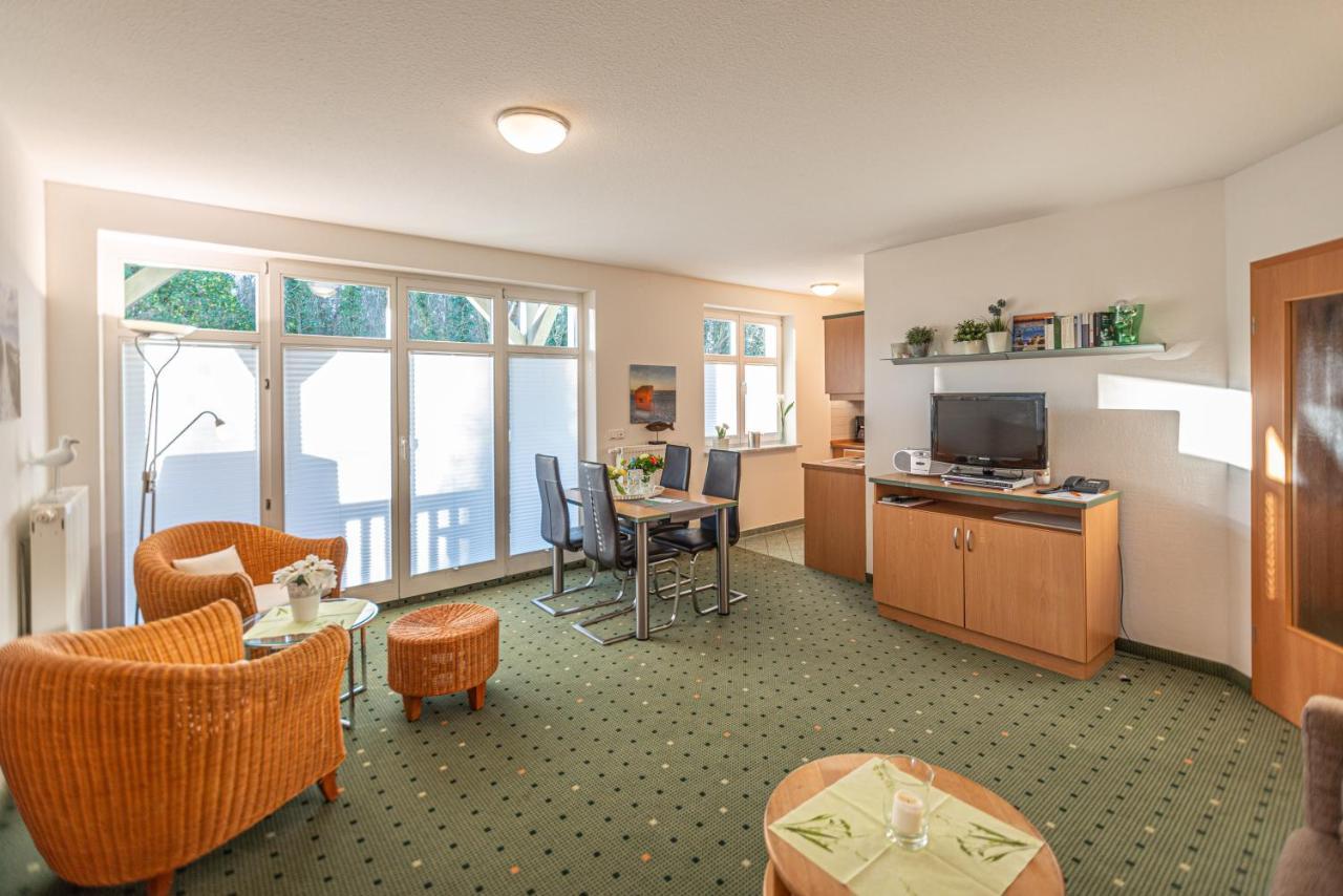 Am Weststrand Apartmenthaus Waldeck Ostseebad Kühlungsborn Exteriör bild
